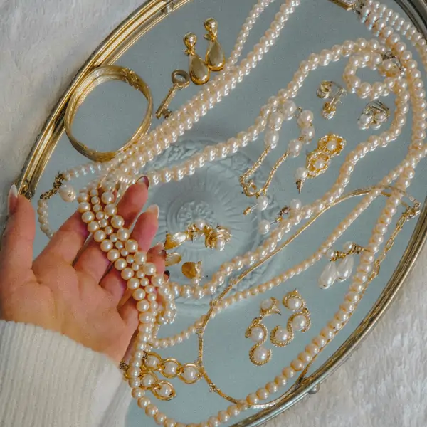 Otras opciones para ampliar tu cartera: arte, joyas, coches y nada de bolsa