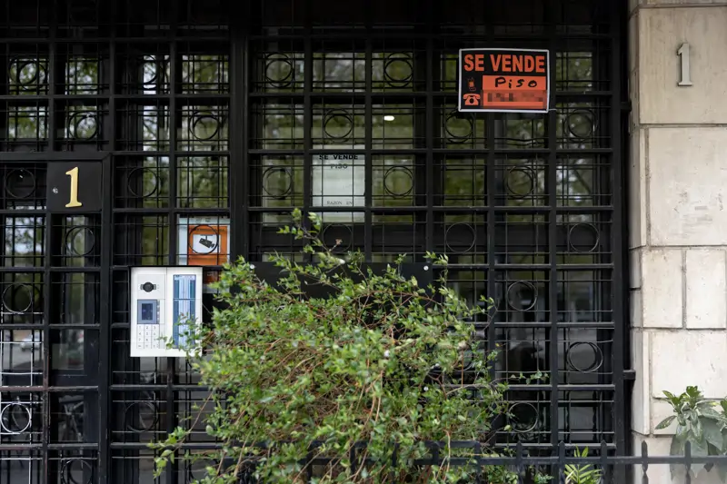 cartel se vende