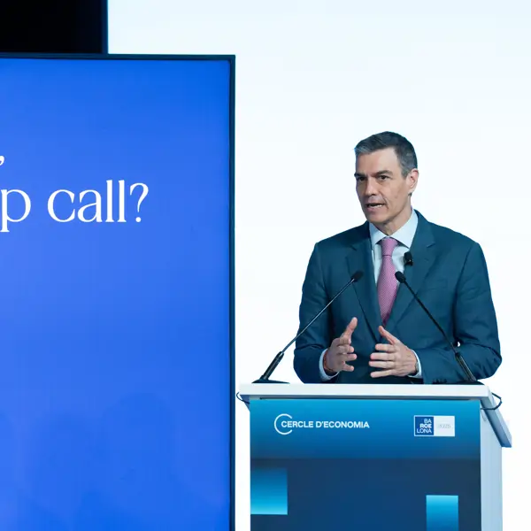EuropaPress 6699861 presidente gobierno pedro sanchez abre 40 reunio cercle deconomia palau