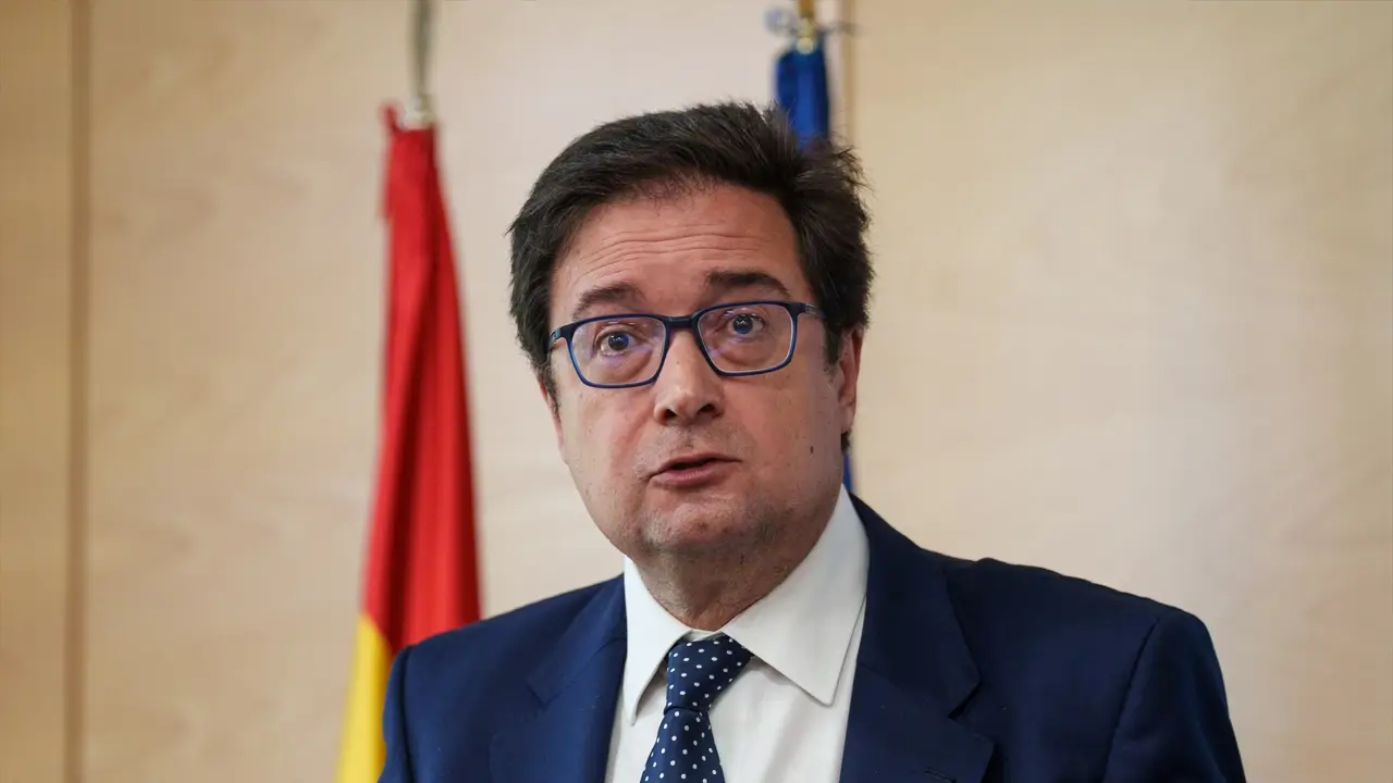 Buenas noticias para los funcionarios: el Gobierno aprueba esta subida salarial (y cuándo van a poder cobrarla)