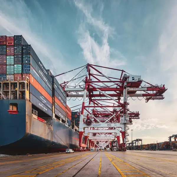 Los precios de exportación industrial encadenan siete meses al alza pese al freno energético