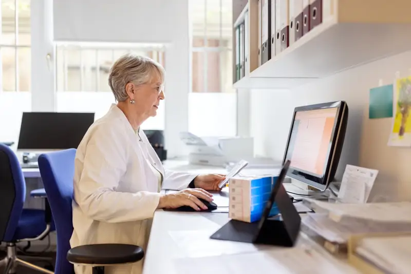 Mujer trabajo longevity