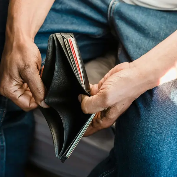 ¿Es suficiente el SMI para garantizar una vida digna? Un análisis de los salarios y el coste de vida en España