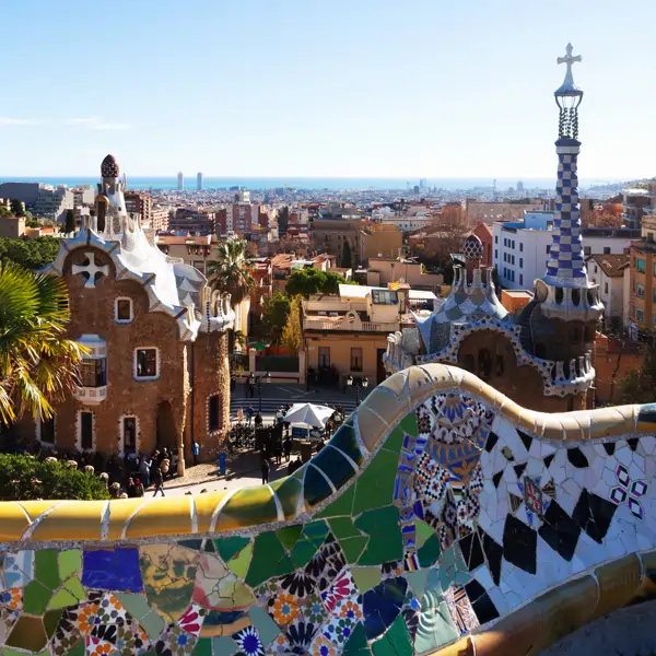 España marca un abril histórico: más turistas, más gasto y más diversificación