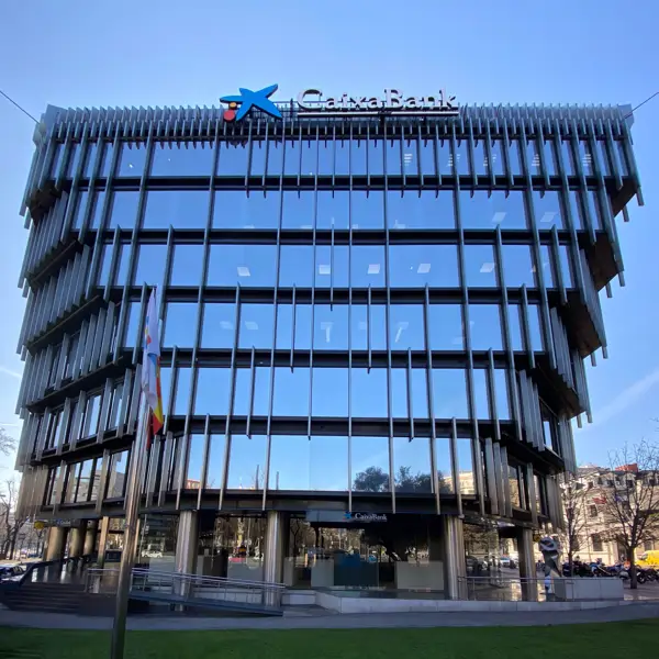CaixaBank lidera junio con una hipoteca fija al 2,34% TAE según Rastreator
