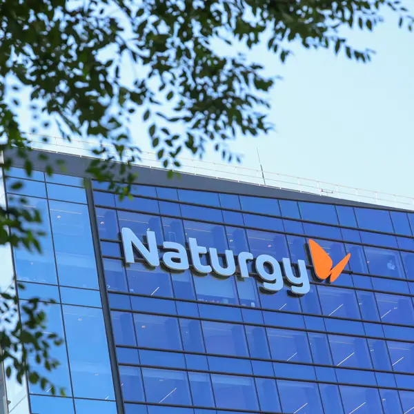 ¿Por qué Naturgy va a comprar sus propias acciones para luego venderlas?