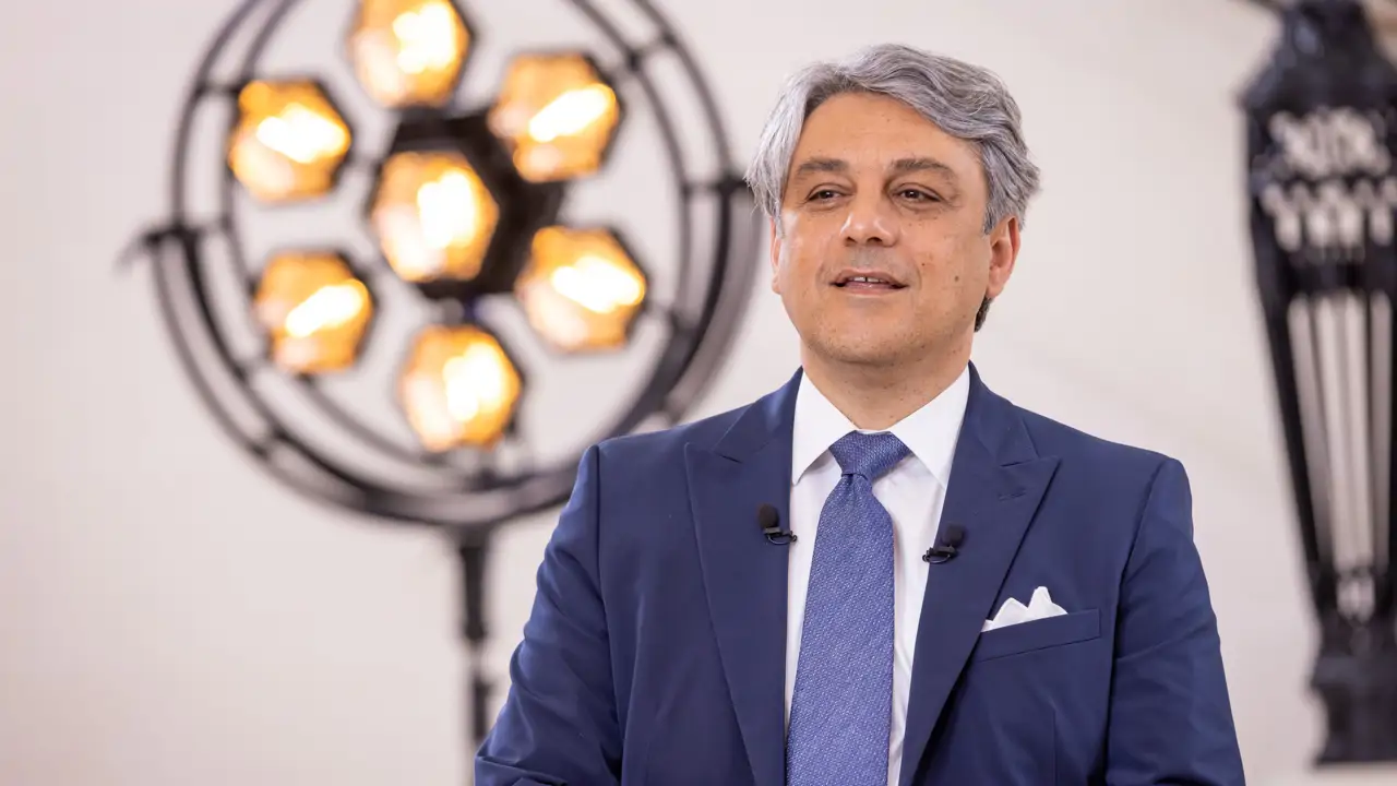 Luca de Meo deja Renault: el giro estratégico que sacude a la automoción y agita los mercados