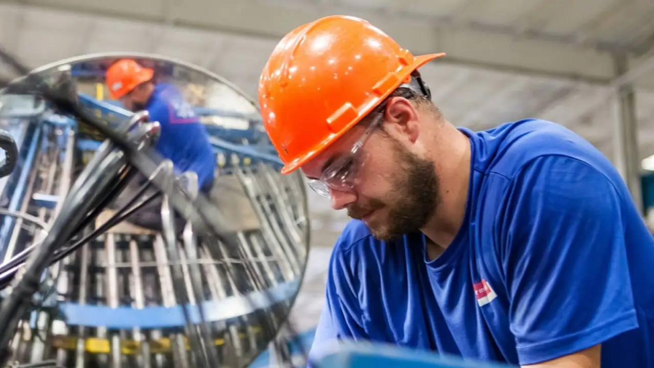 Los salarios aumentaron un 2,4% en 2023 y ya encadenan tres años consecutivos de subidas 