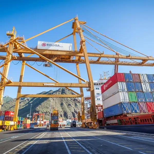 Los precios de exportaciones industriales crecen 0,6% en mayo y los costes de importación caen un 1,8%