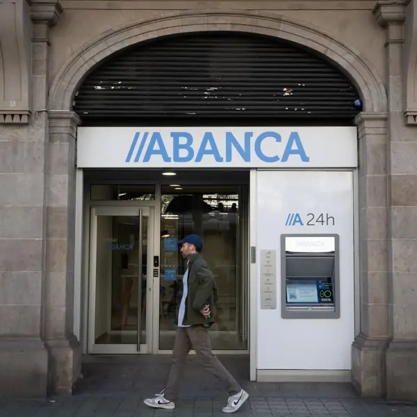B100, el banco digital de ABANCA, ofrece el mayor rendimiento con hasta un 3,20% TAE sin requisitos de permanencia